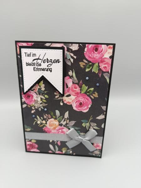 Trauerkarte Tief im Herzen bleibt die Erinnerung